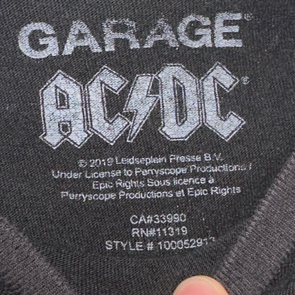 AC⚡️DC T-SHIRT - Picture 3 of 4